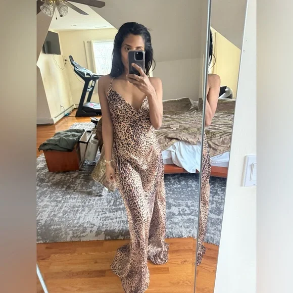 KOIR Elegant Leopard Print Maxi Dress Ronny kobo Like - Picture 5 of 7